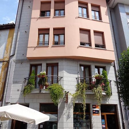 Apartamentos San Pelayo Onís Habitación foto