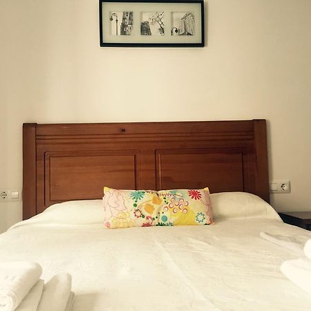 Apartamentos San Pelayo Onís Habitación foto
